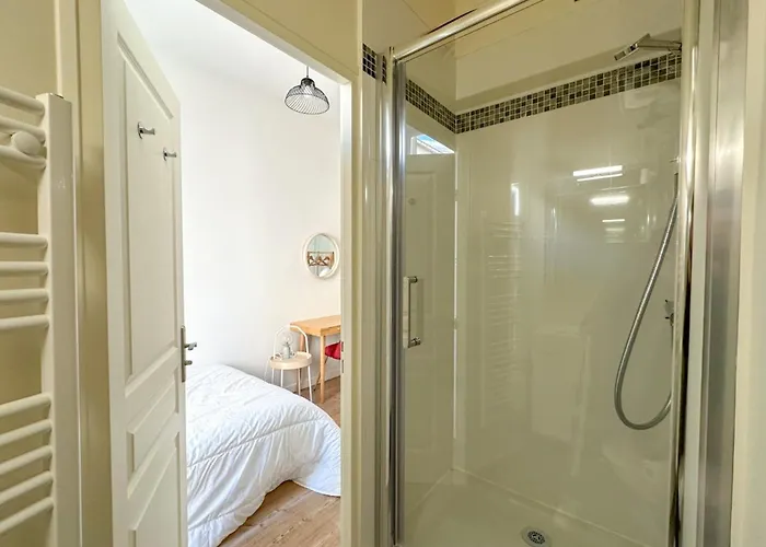 Flexliving - - Parodi * Париж